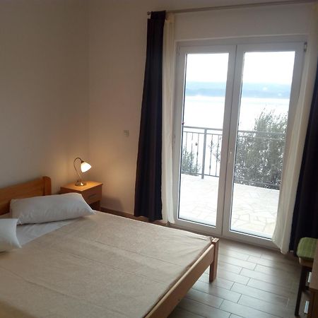 Apartment On The Beach Lokva Rogoznica Exterior foto