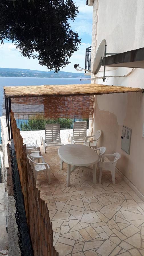 Apartment On The Beach Lokva Rogoznica Exterior foto