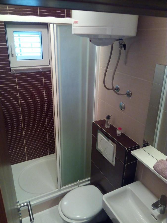 Apartment On The Beach Lokva Rogoznica Exterior foto
