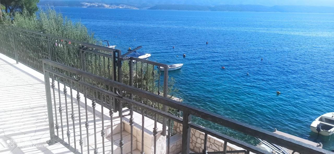 Apartment On The Beach Lokva Rogoznica Exterior foto